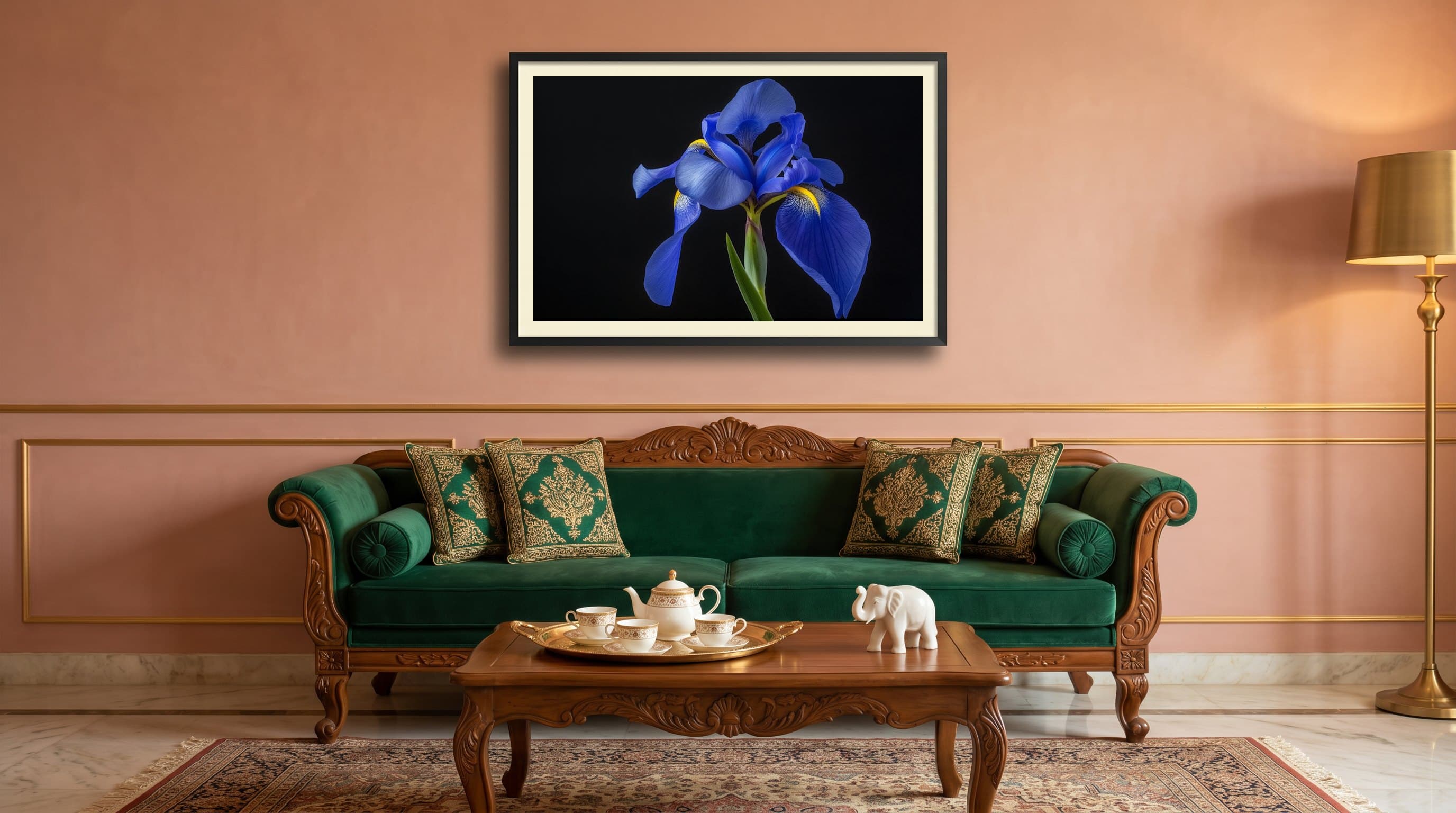 Blue Iris Flower Dark Background Macro — in situ